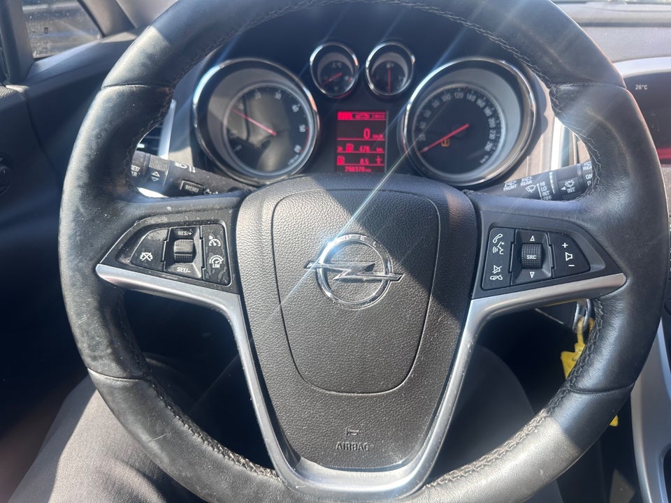 Opel Astra 1,6 CDTi 136 Enjoy Sports Tourer 5d
