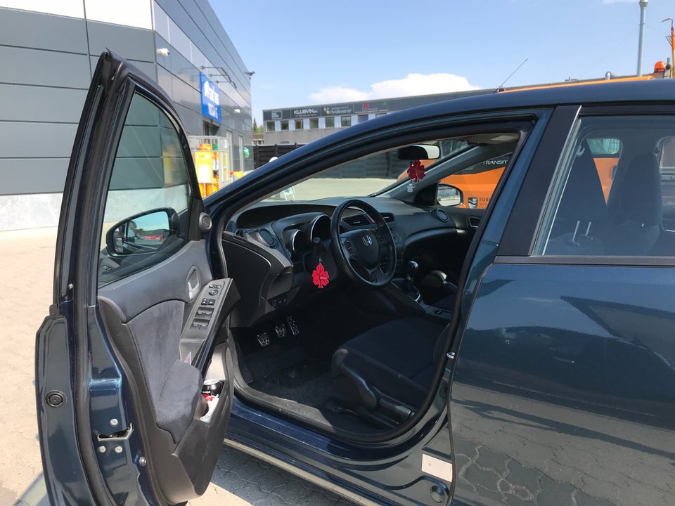 Honda Civic 1,4 i-VTEC Sport 5d