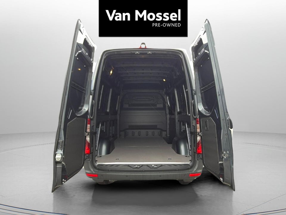 Mercedes Sprinter 319 2,0 CDi A2 Kassevogn SELECT RWD