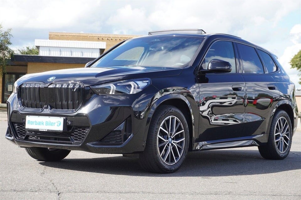 BMW iX1 xDrive30 M-Sport 5d