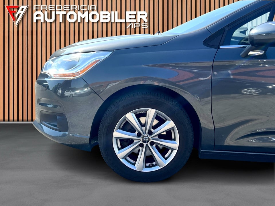 Citroën C4 1,2 PureTech 130 Feel 5d