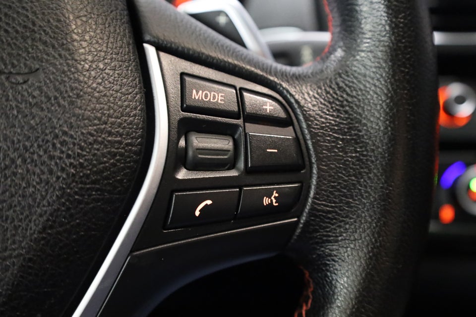 BMW 220i 2,0 Coupé aut. 2d