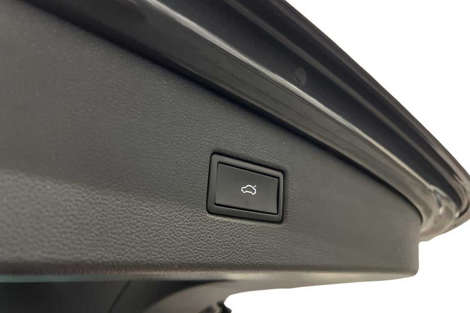 VW Tiguan 1,4 eHybrid Elegance DSG 5d