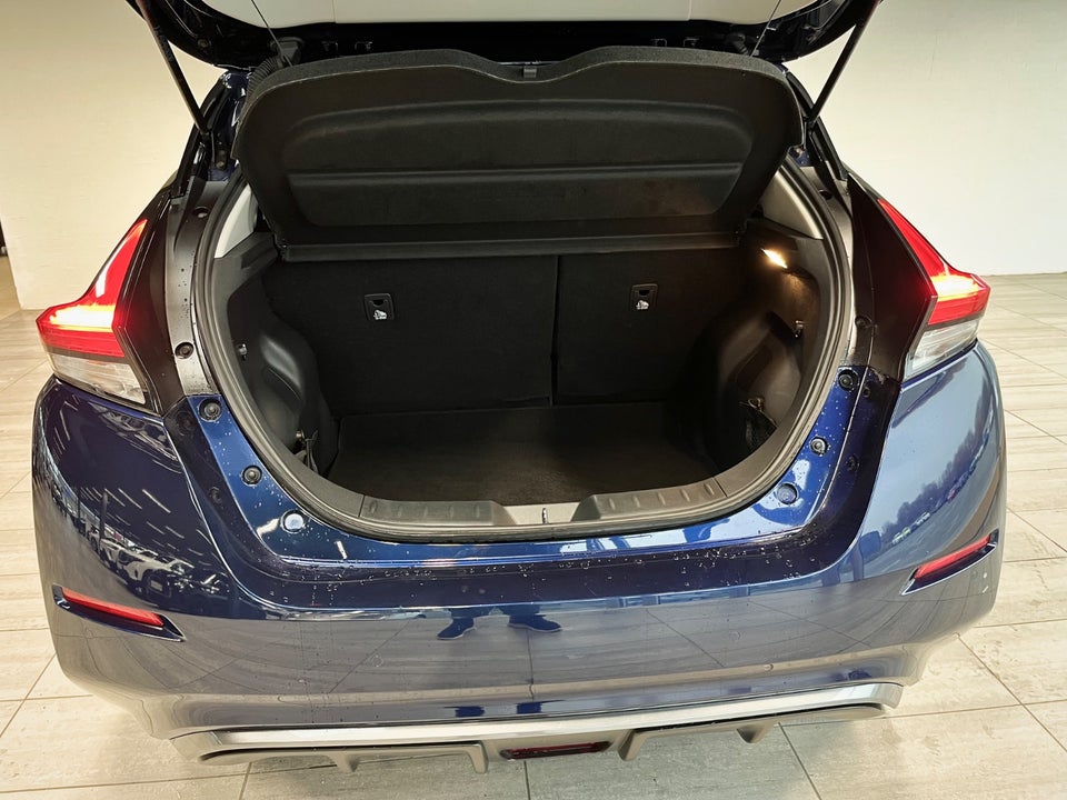 Nissan Leaf 39 N-Connecta 5d