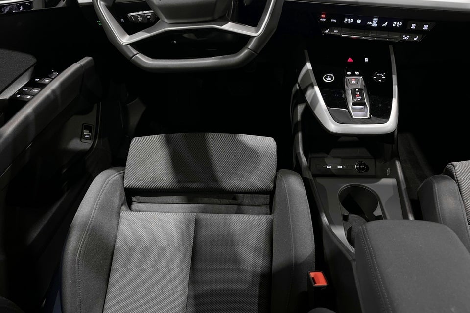 Audi Q4 e-tron 45 Progress 5d