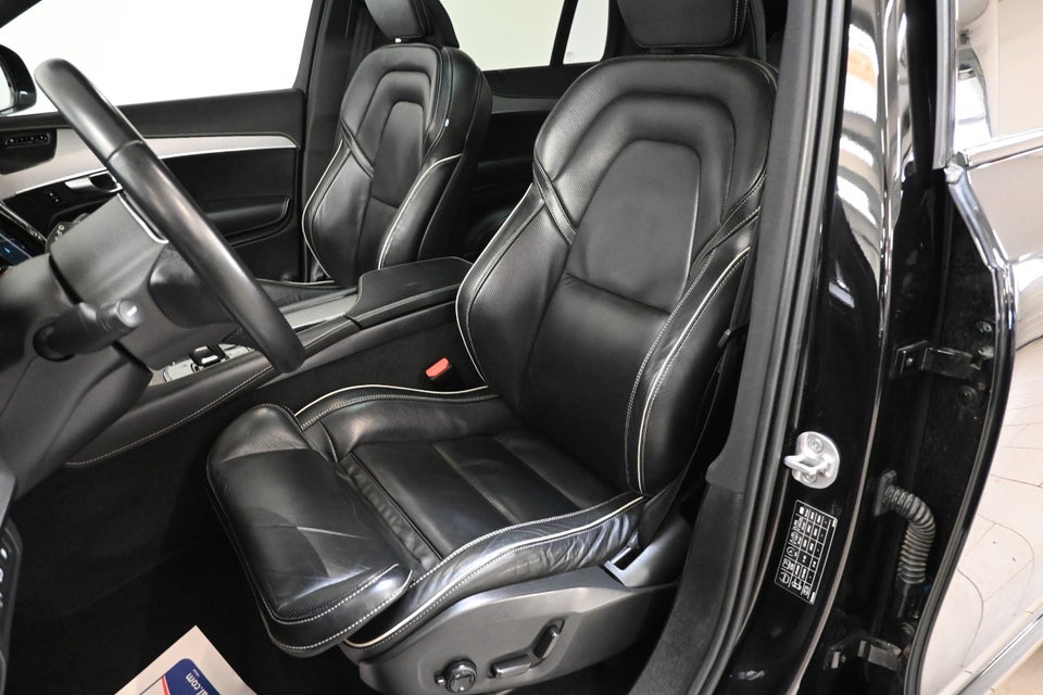 Volvo XC90 2,0 T8 ReCharge R-Design aut. AWD 7prs 5d
