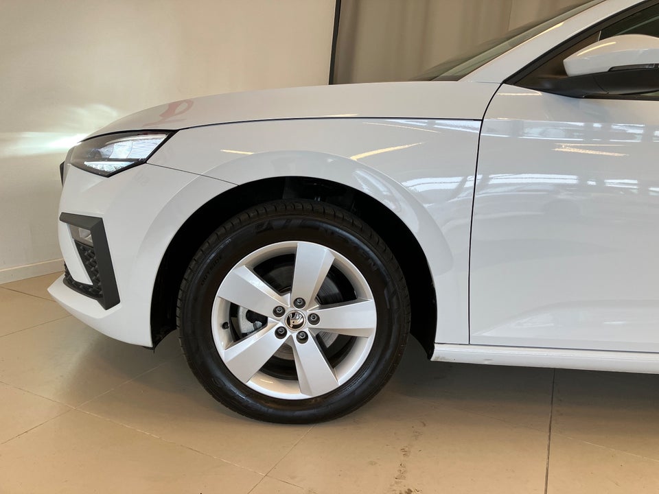 Skoda Scala 1,0 TSi 115 Essence DSG 5d