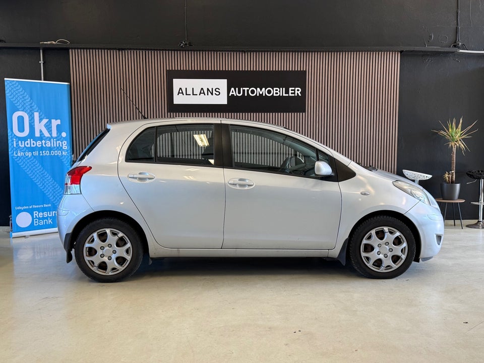 Toyota Yaris 1,4 D-4D T2 5d