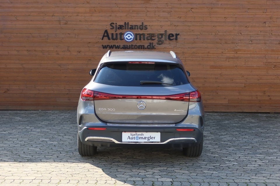 Mercedes EQA300 AMG Line 4Matic 5d