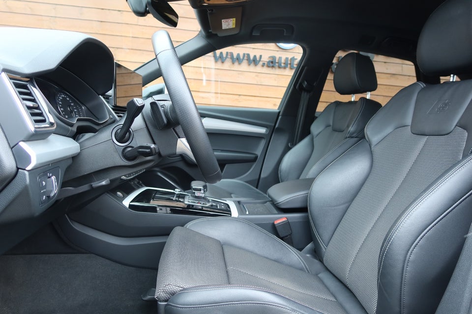 Audi Q5 50 TFSi e S-line quattro S-tr. 5d