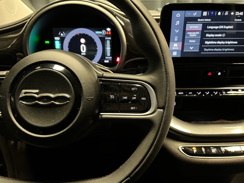 Fiat 500e 42 Icon 3d