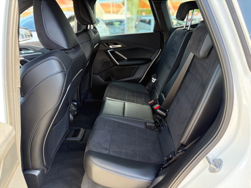 BMW iX1 eDrive20 M-Sport 5d