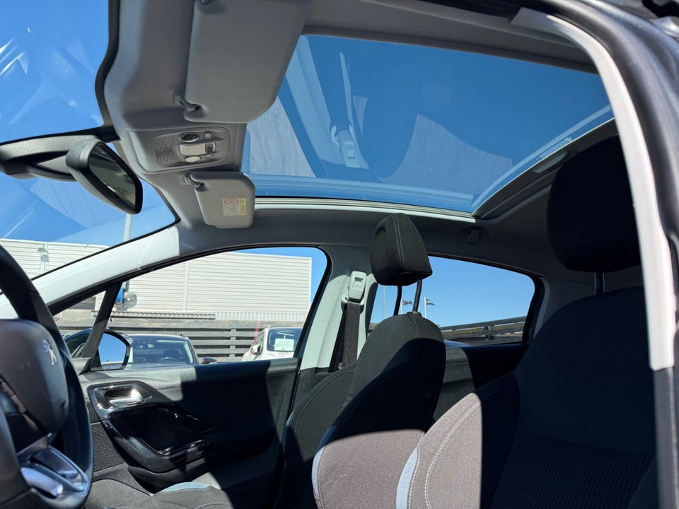 Peugeot 208 1,2 VTi 82 Allure 5d