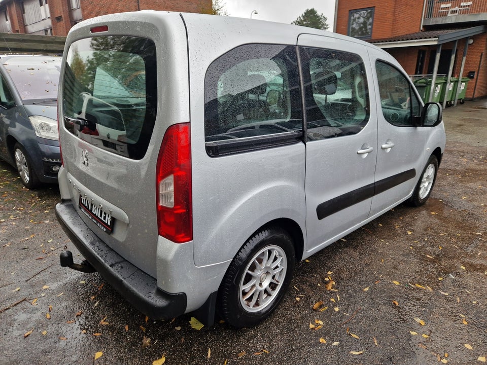 Peugeot Partner Tepee 1,6 HDi 92 Active 5d