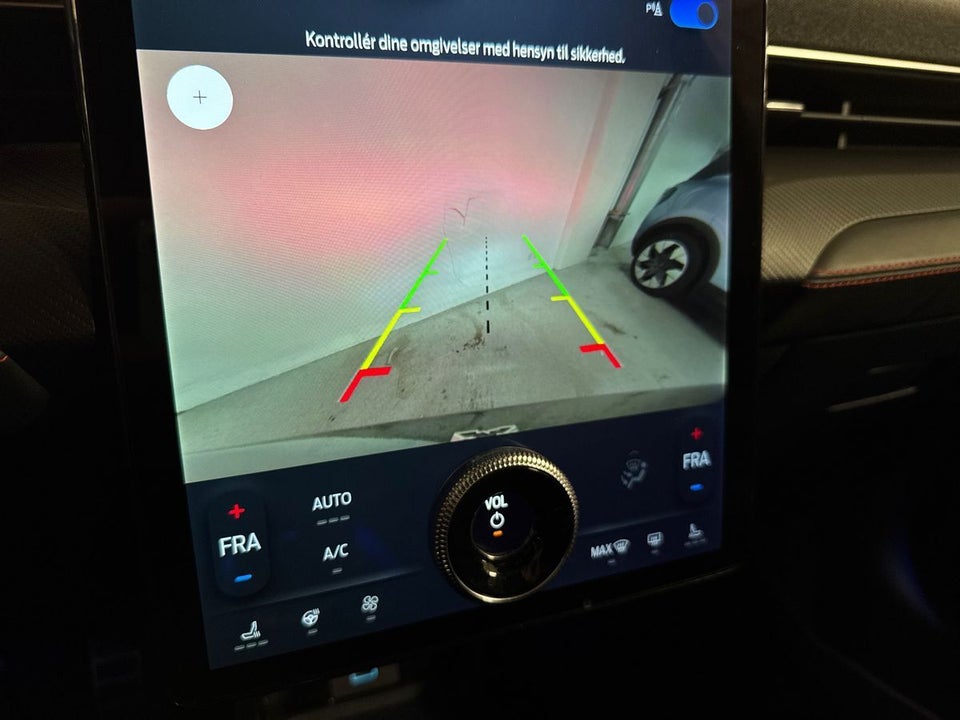 Ford Mustang Mach-E 68 Standard Range AWD 5d