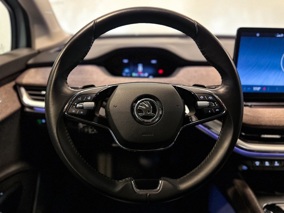 Skoda Enyaq 60 iV Selection Lodge 5d
