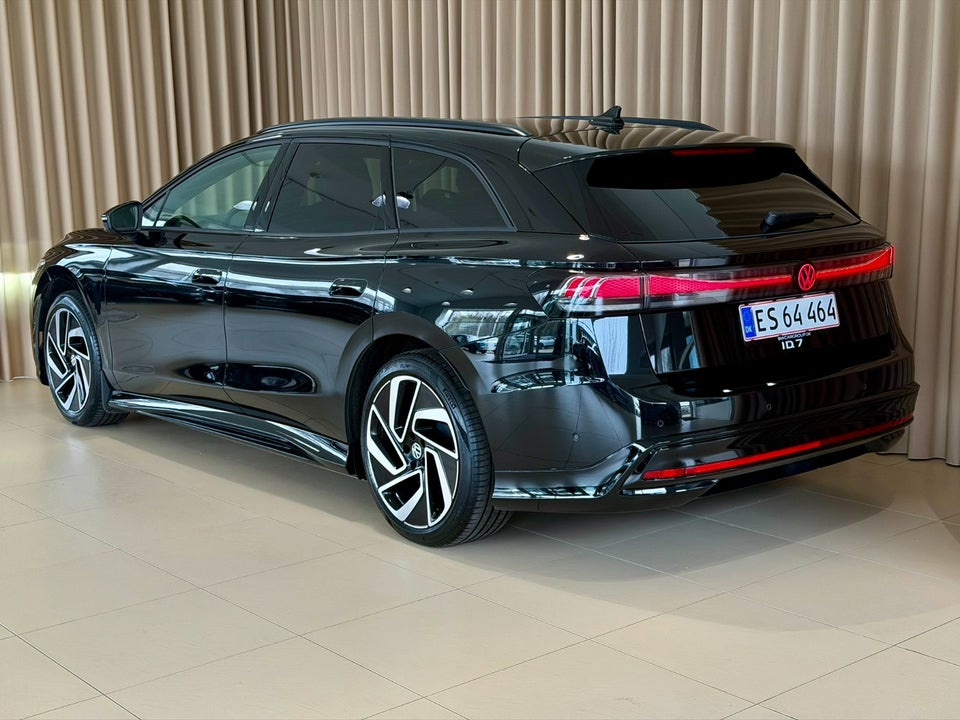 VW ID.7 77 Pro Tourer 5d