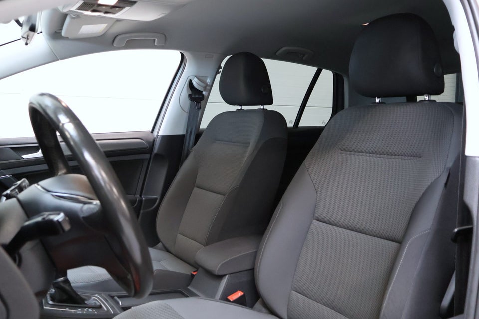 VW Golf VII 1,4 TSi 122 Comfortline DSG BMT 5d