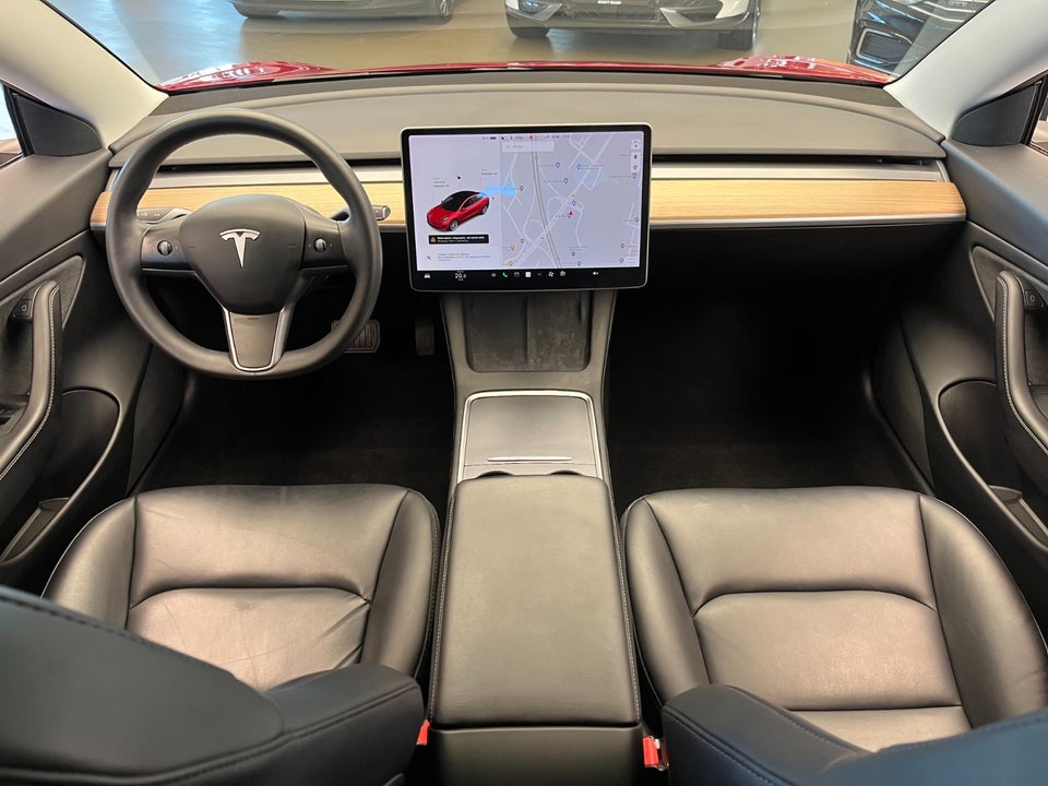 Tesla Model 3 Long Range AWD 4d