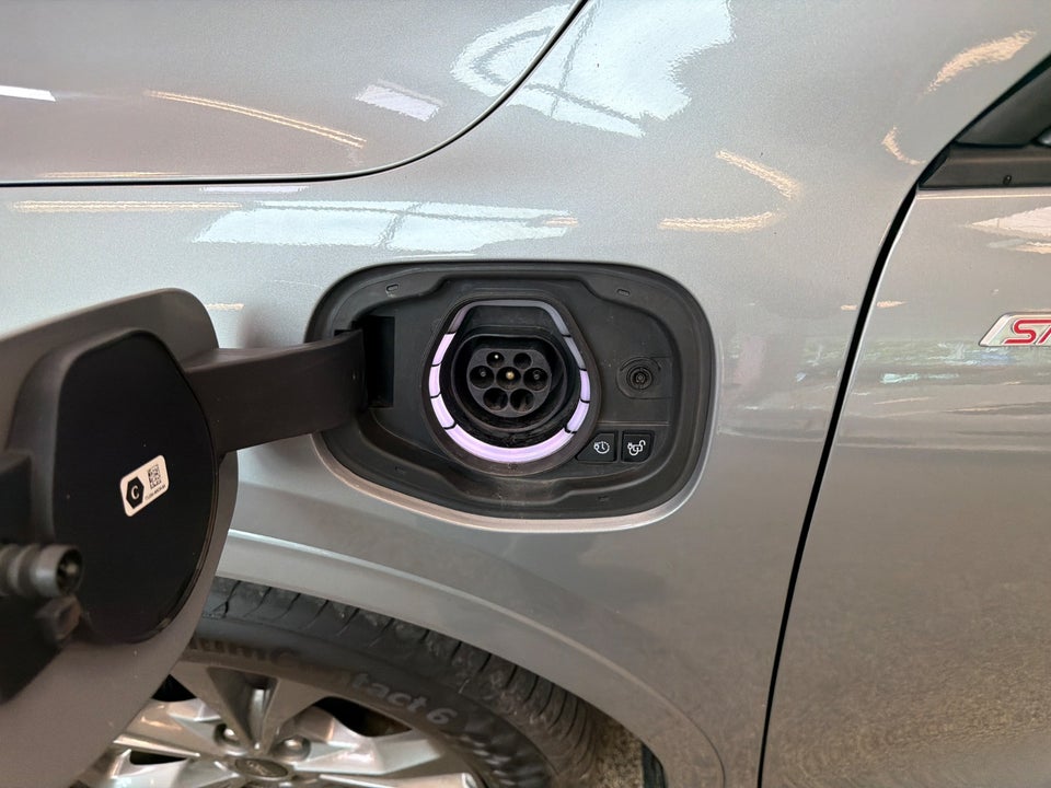 Ford Kuga 2,5 PHEV ST-Line CVT 5d