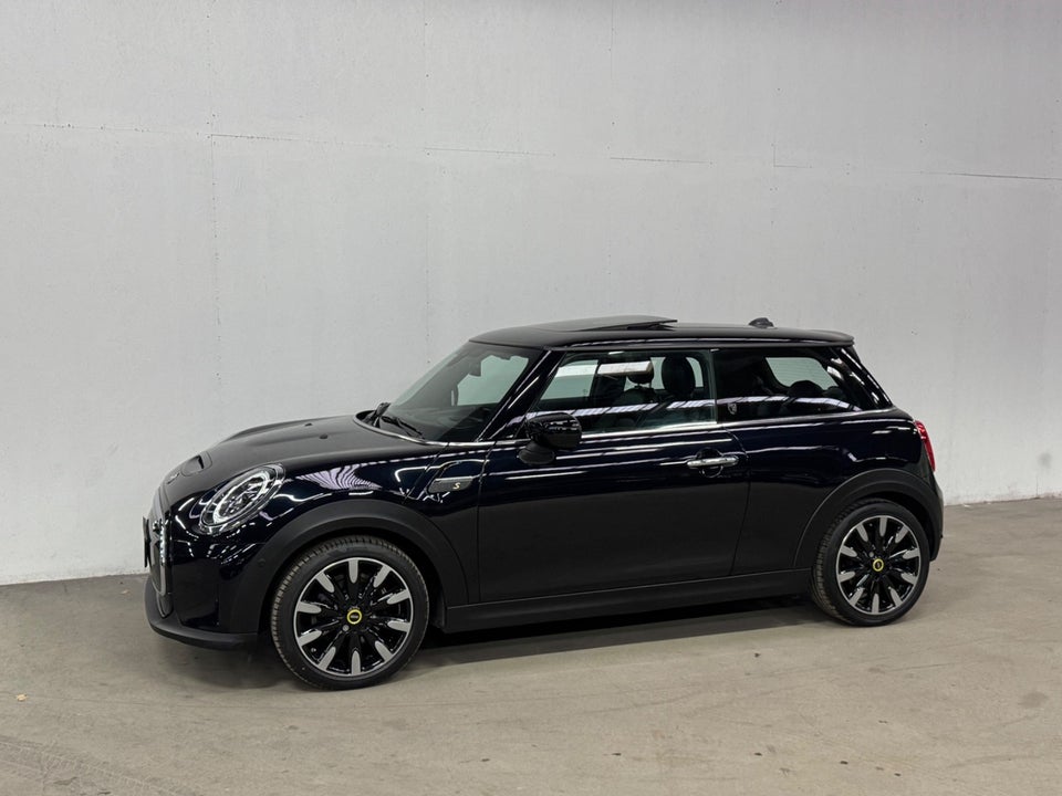 MINI Cooper SE Younique Trim 3d