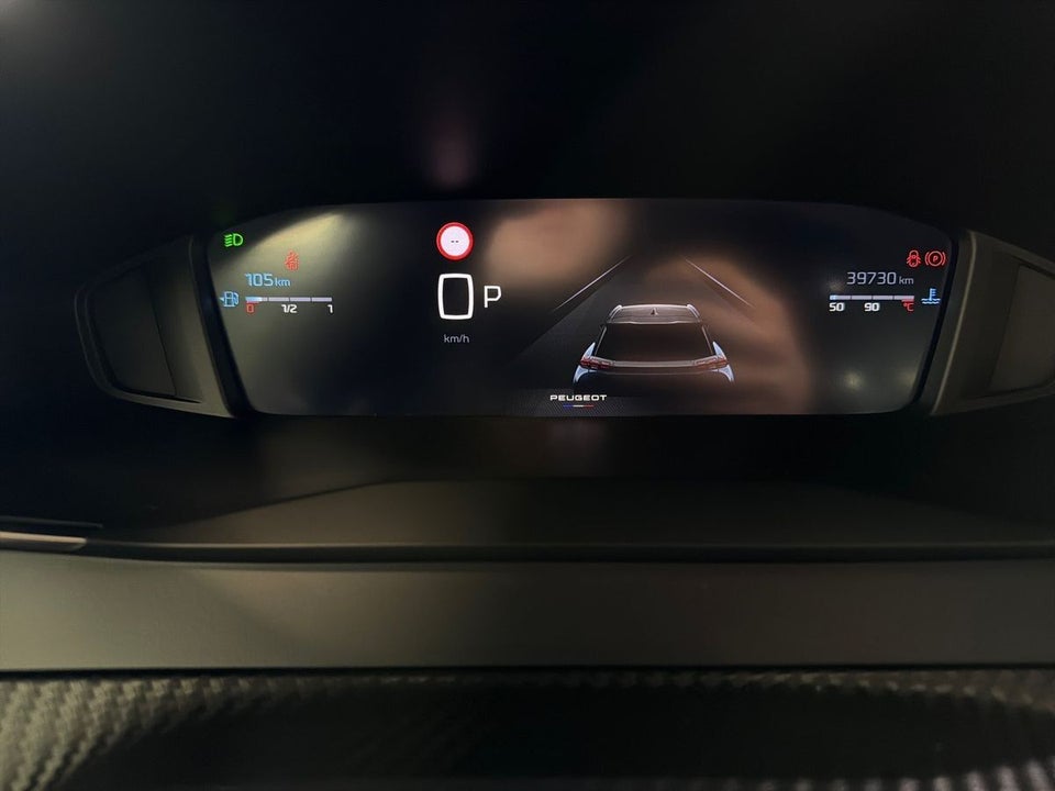 Peugeot 2008 1,2 PureTech 130 First Selection EAT8 5d