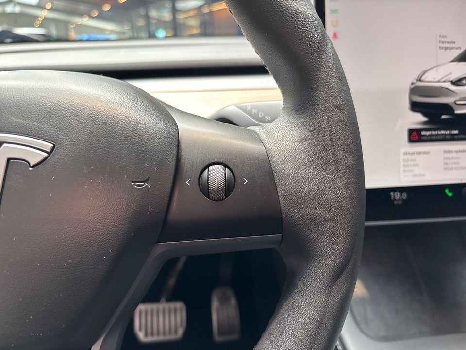 Tesla Model Y Long Range RWD 5d