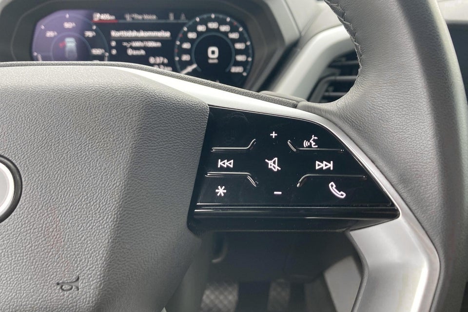 Audi Q4 e-tron 40  5d