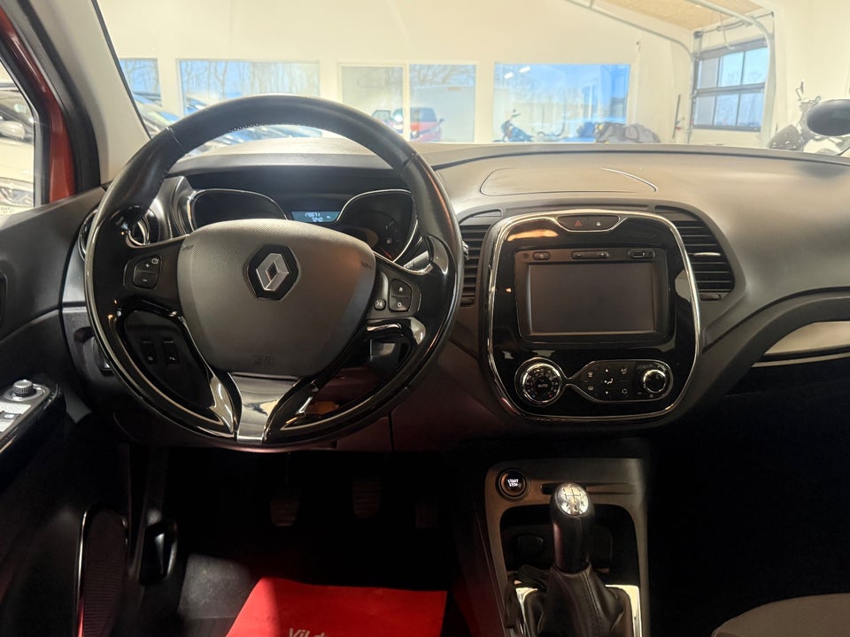 Renault Captur 0,9 TCe 90 Expression 5d