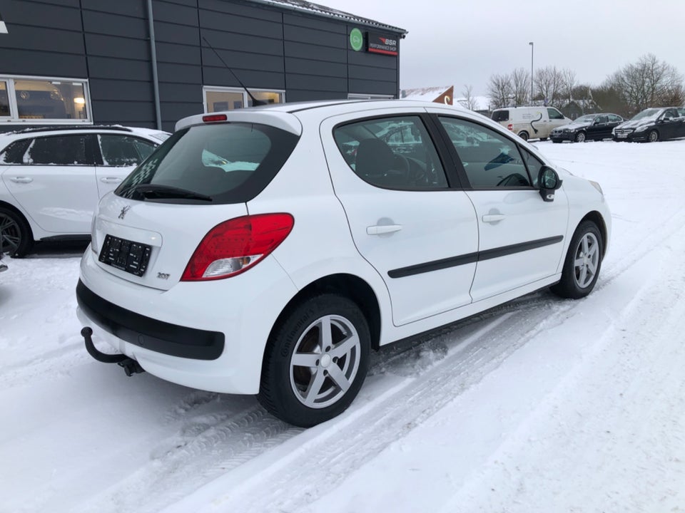Peugeot 207 1,4 HDi 68 5d