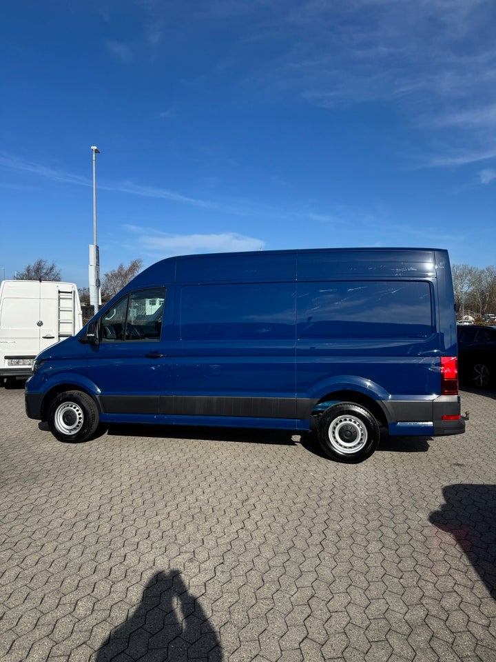 VW Crafter 35 2,0 TDi 177 Kassevogn L3H3 aut.