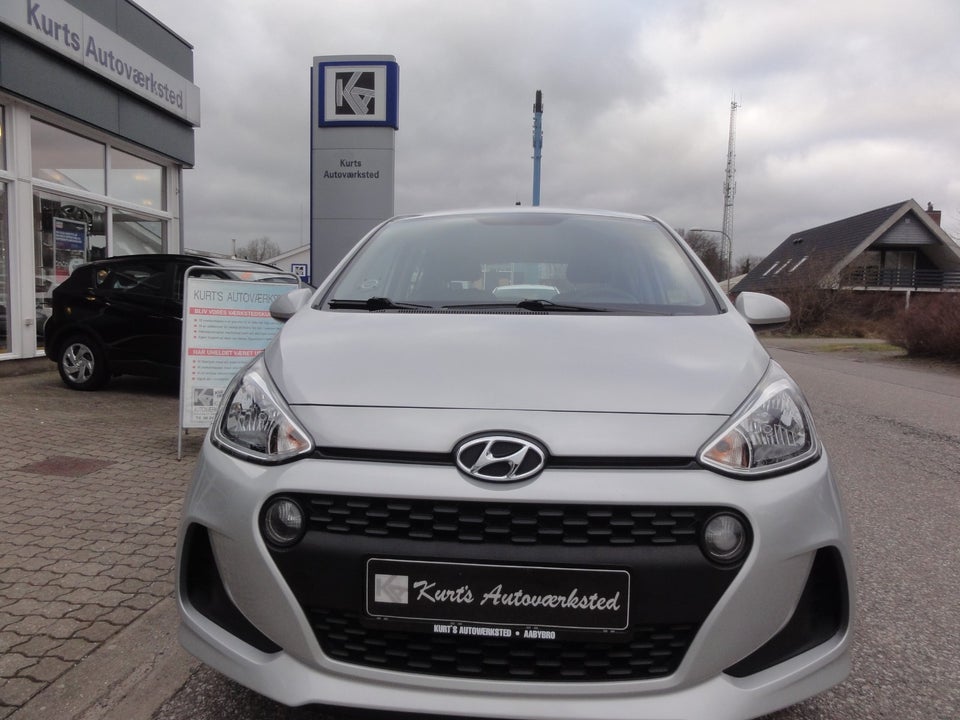 Hyundai i10 1,0 Touch 5d