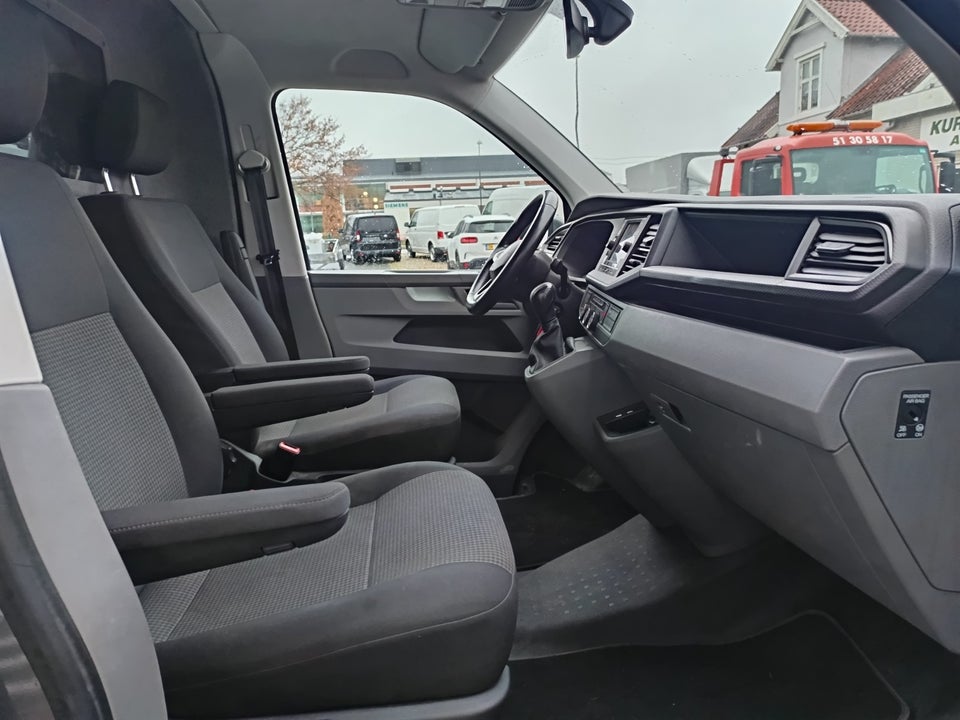 VW Transporter 2,0 TDi 150 Kassevogn DSG lang