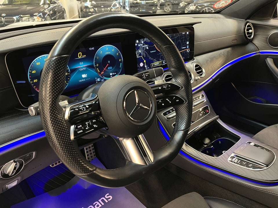 Mercedes E300 de 2,0 AMG Line stc. aut. 5d