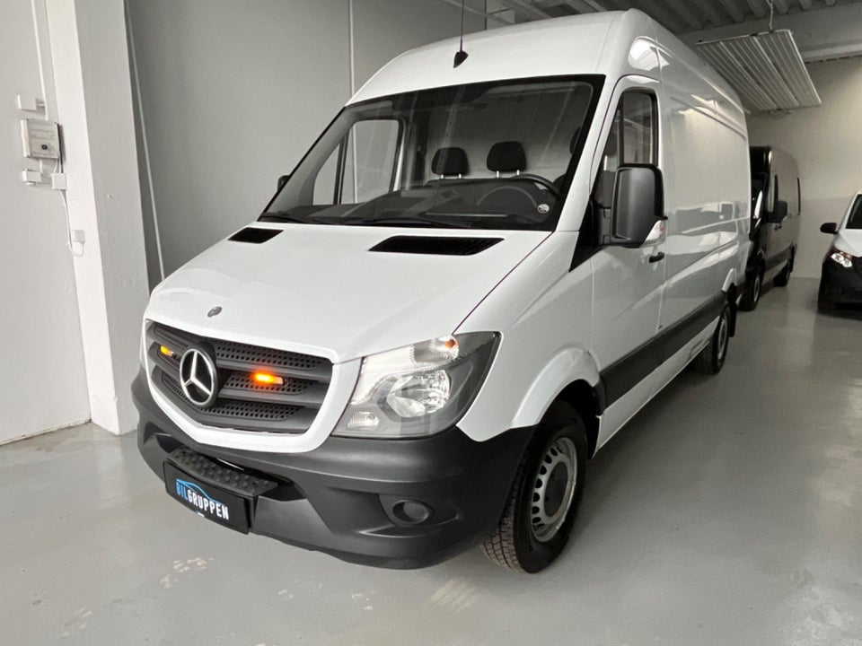 Mercedes Sprinter 216 2,2 CDi R2 Kassevogn aut.