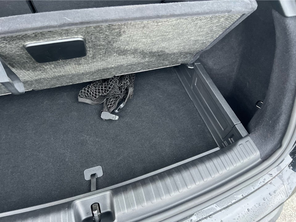 Audi Q4 e-tron 40  5d