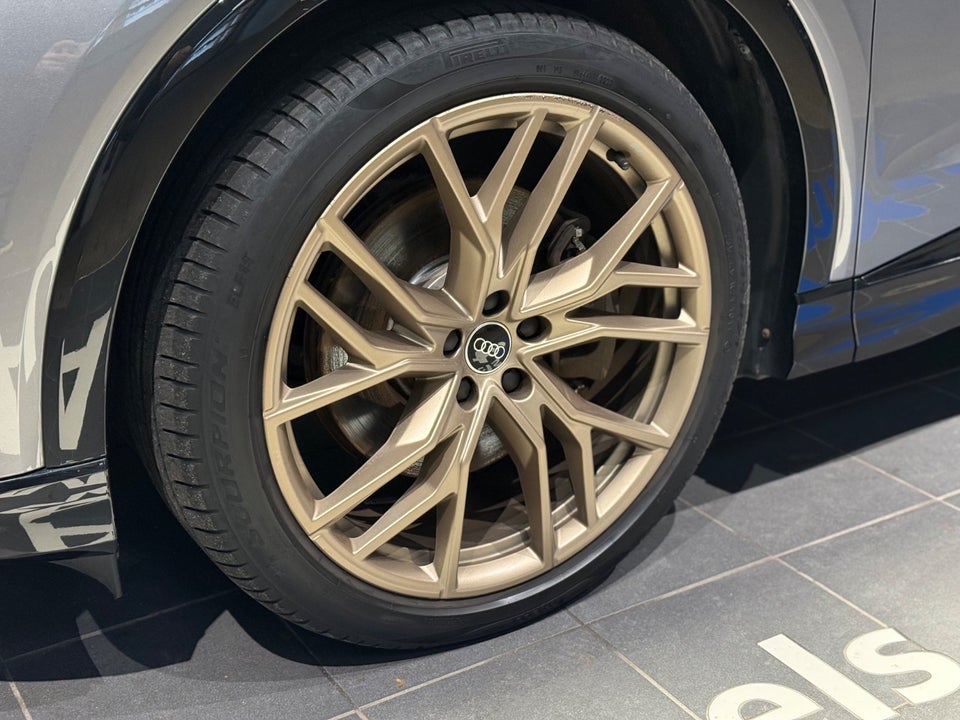 Audi Q4 e-tron 40 S-line 5d