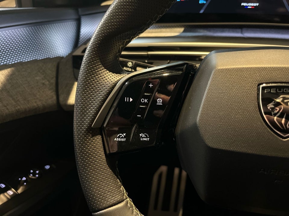 Peugeot e-5008 77 GT Pack 7prs 5d