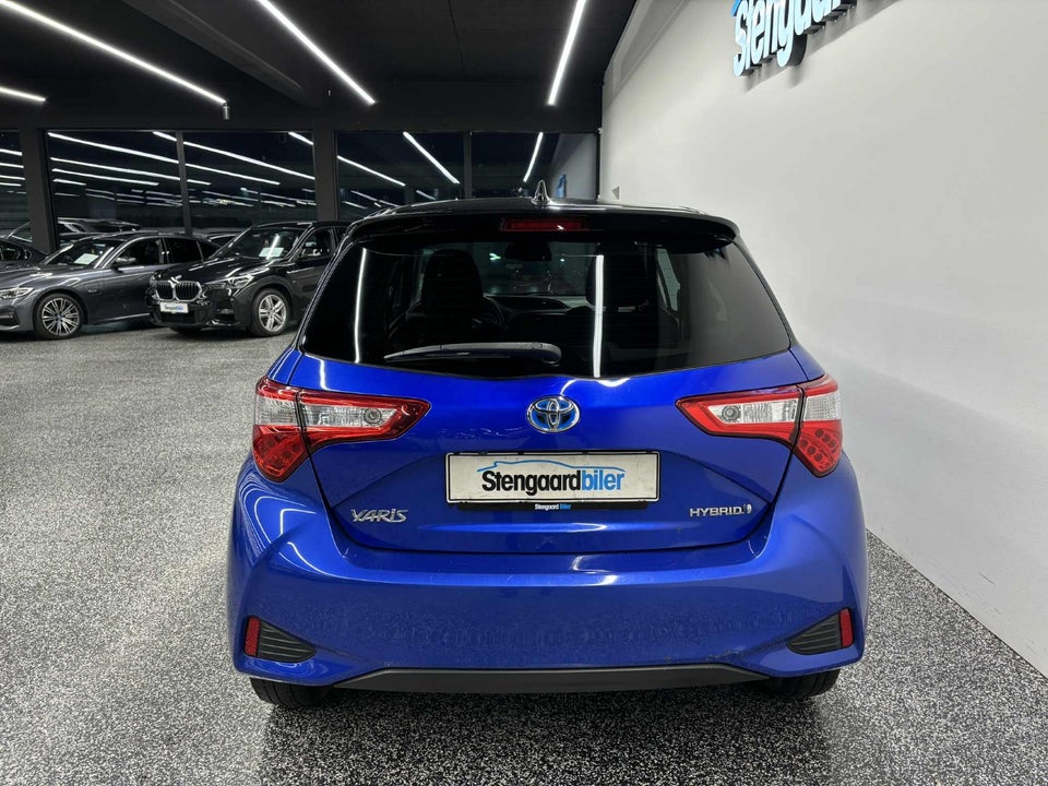 Toyota Yaris 1,5 Hybrid H3 Limited e-CVT 5d