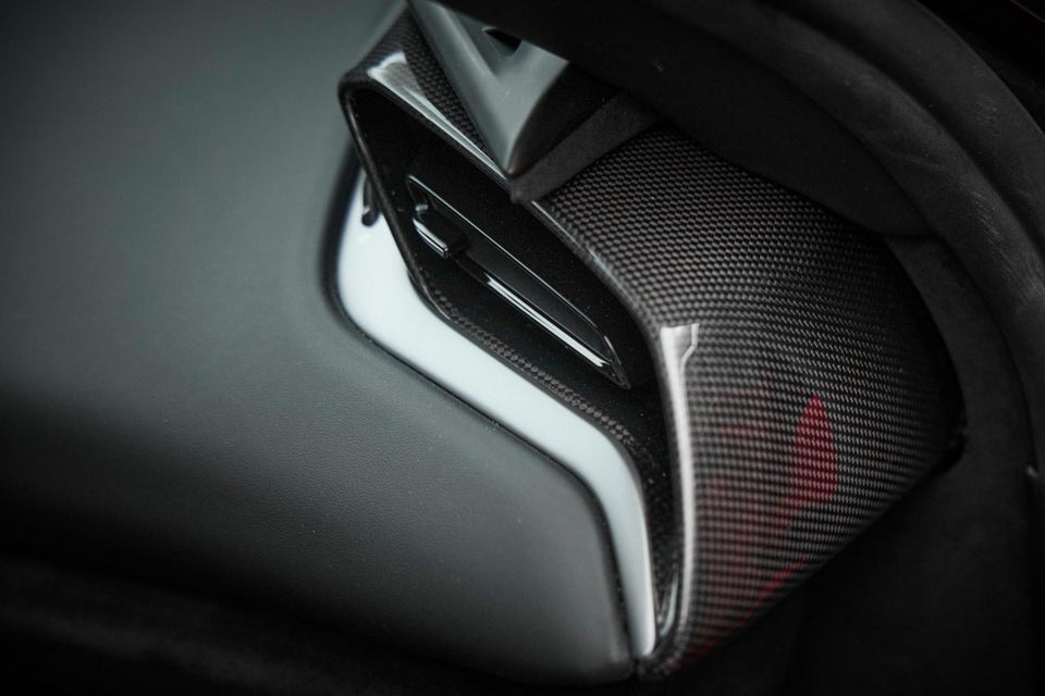 Ferrari SF90 Stradale 4,0 DCT 2d