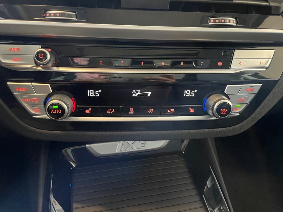 BMW iX3 Charged Plus 5d