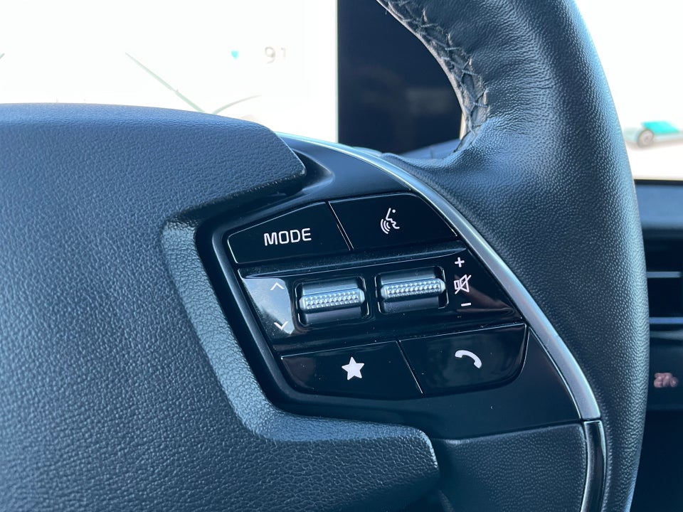 Kia EV6 77 Long Range 5d