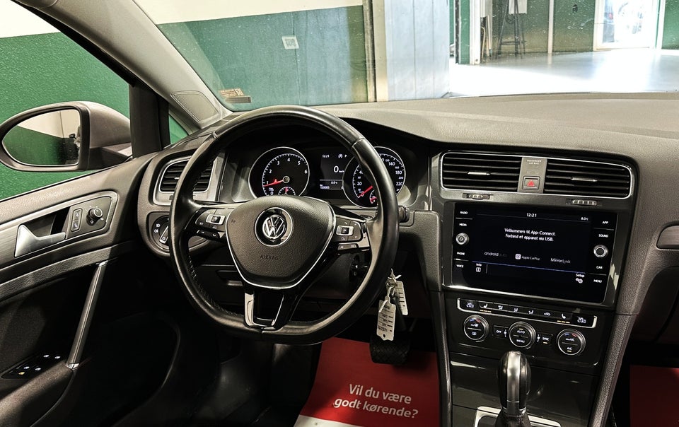 VW Golf VII 1,5 TSi 130 Comfortline Variant DSG 5d
