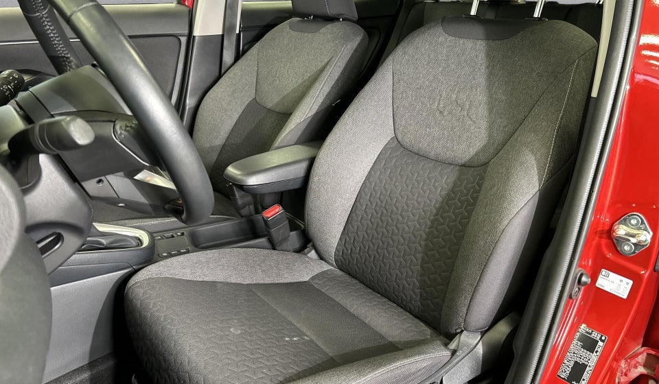 Toyota Yaris Cross 1,5 Hybrid Active Tech e-CVT 5d