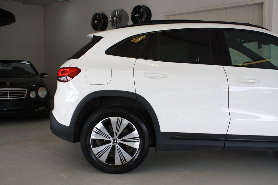 Mercedes EQA250 Progressive Line 5d