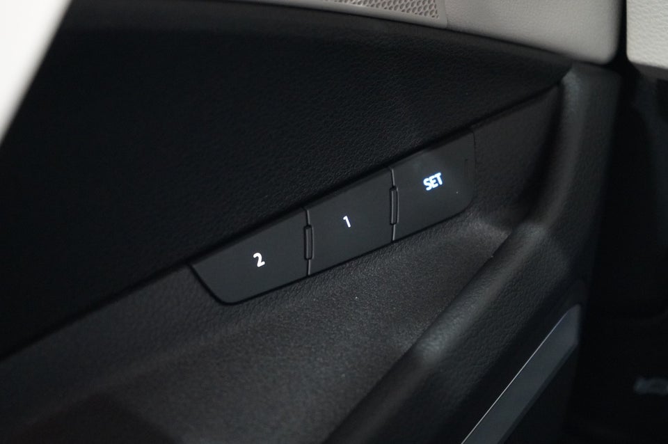 Audi Q8 e-tron 55 Prestige quattro 5d