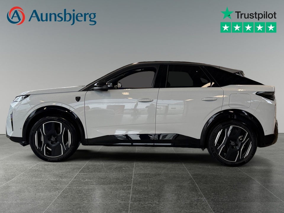 Peugeot e-3008 77 GT Pack 5d