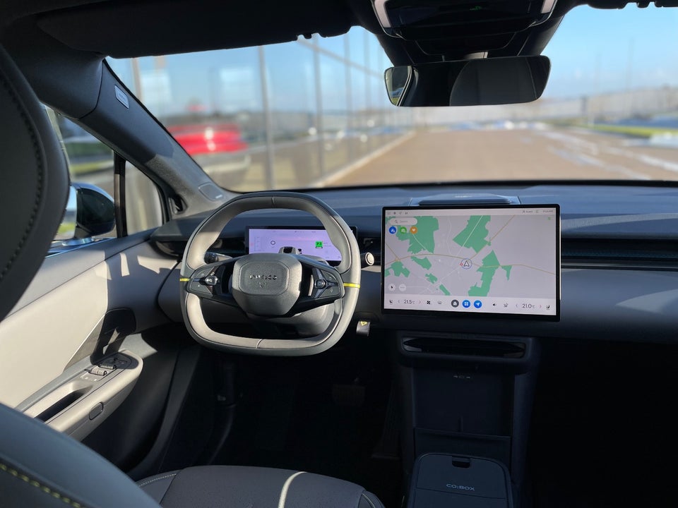 Lynk & Co 02 More 5d