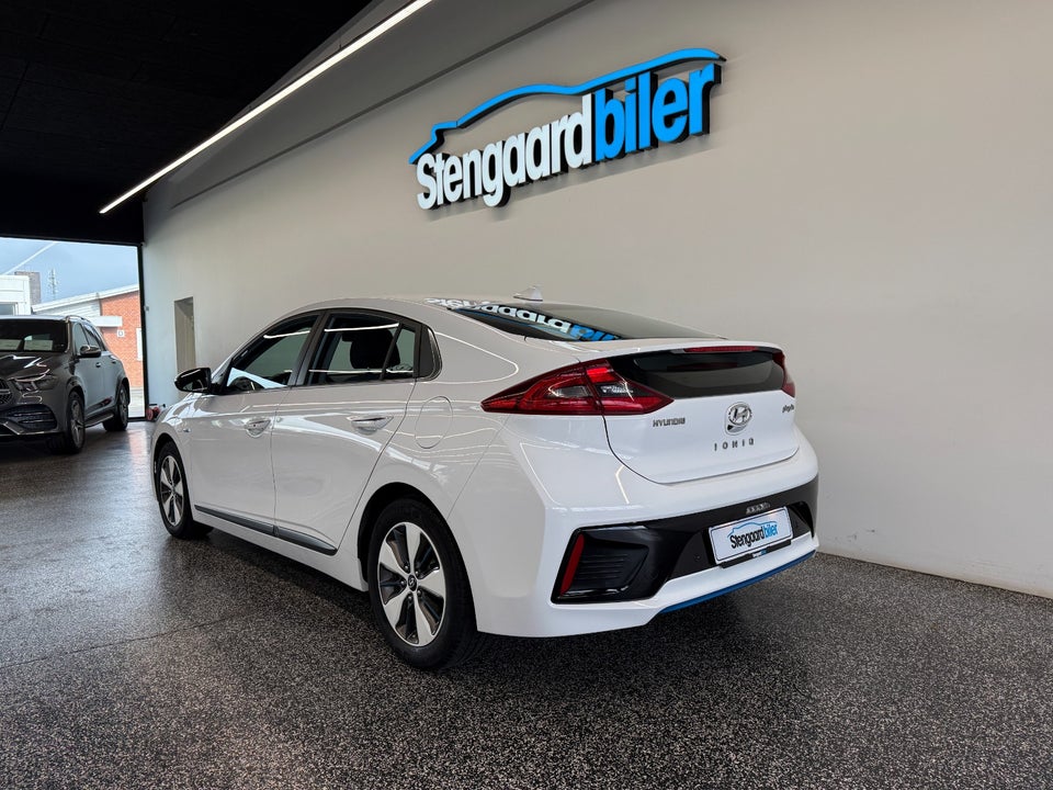 Hyundai Ioniq 1,6 PHEV Premium DCT 5d
