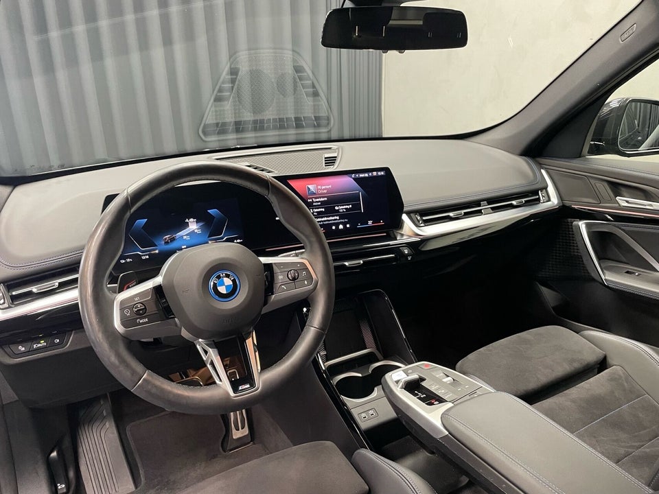 BMW iX1 xDrive30 M-Sport 5d